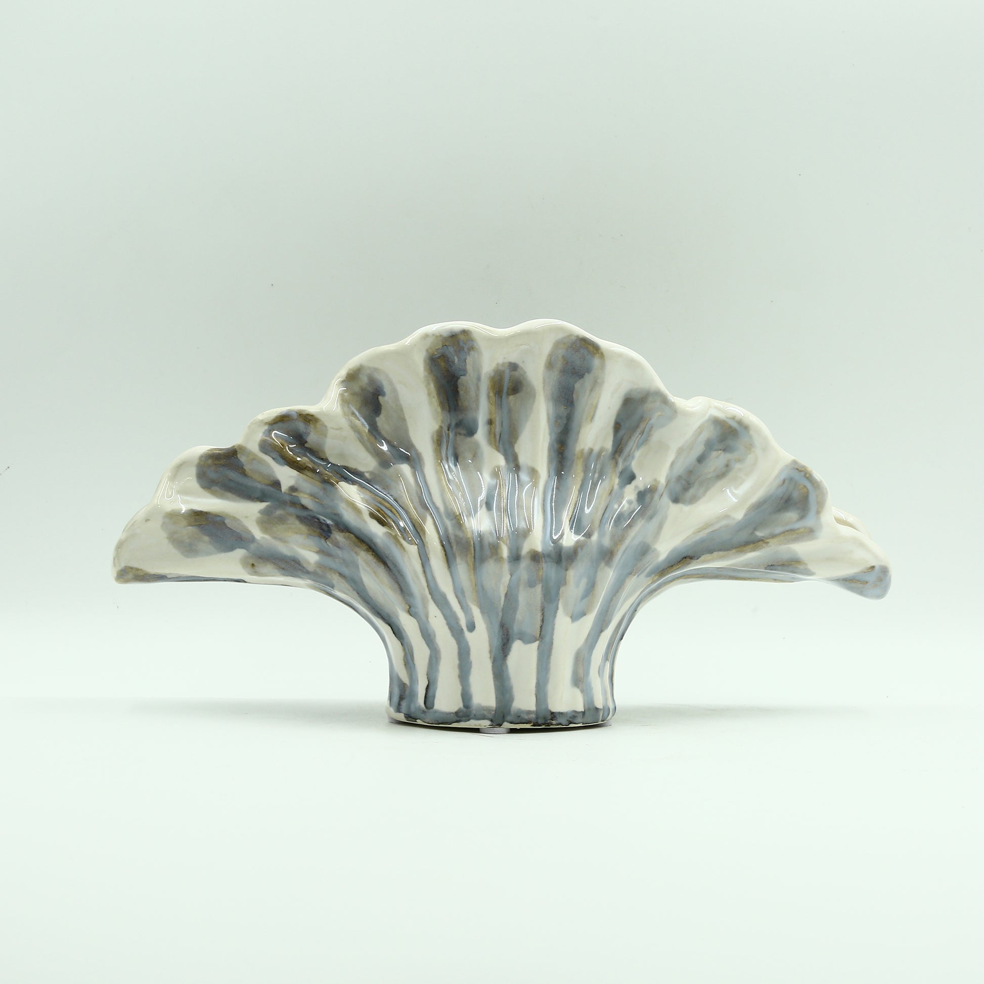 Petal Shape Small Ceramic Flower Vase By Zodiya-3