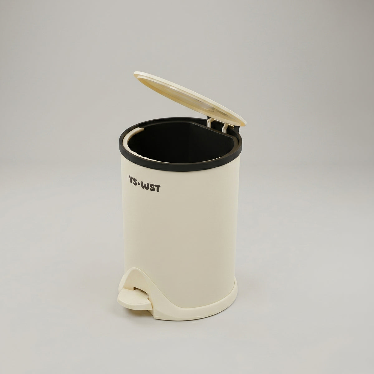 Cream Trash Bin by Zodiya