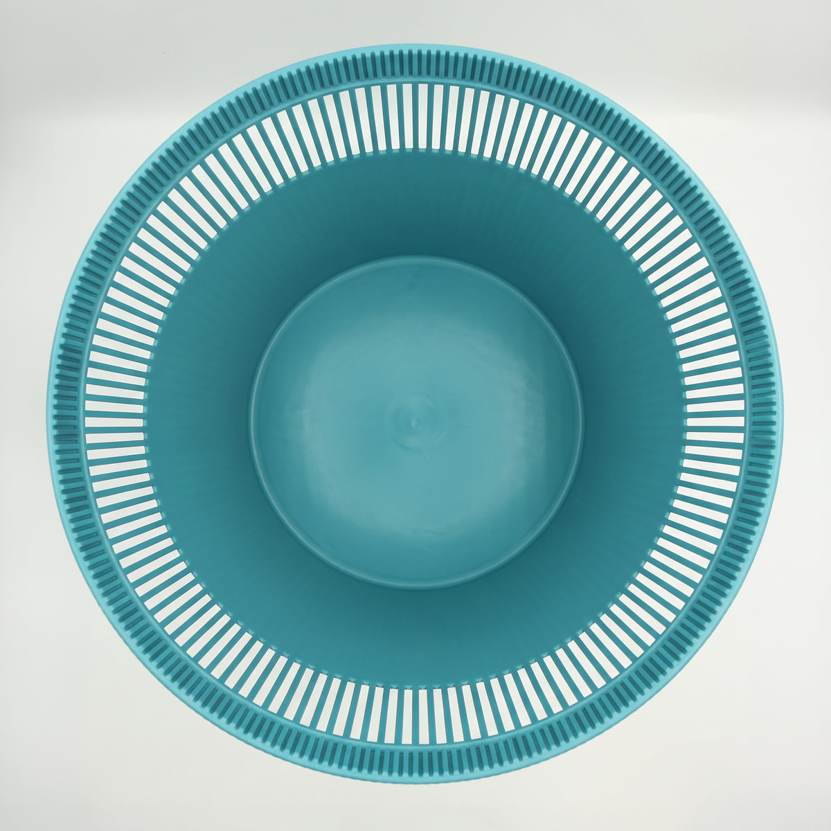 Teal Trash Bin by Zodiya