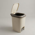 White Plastic Trash Bin By Zodiya