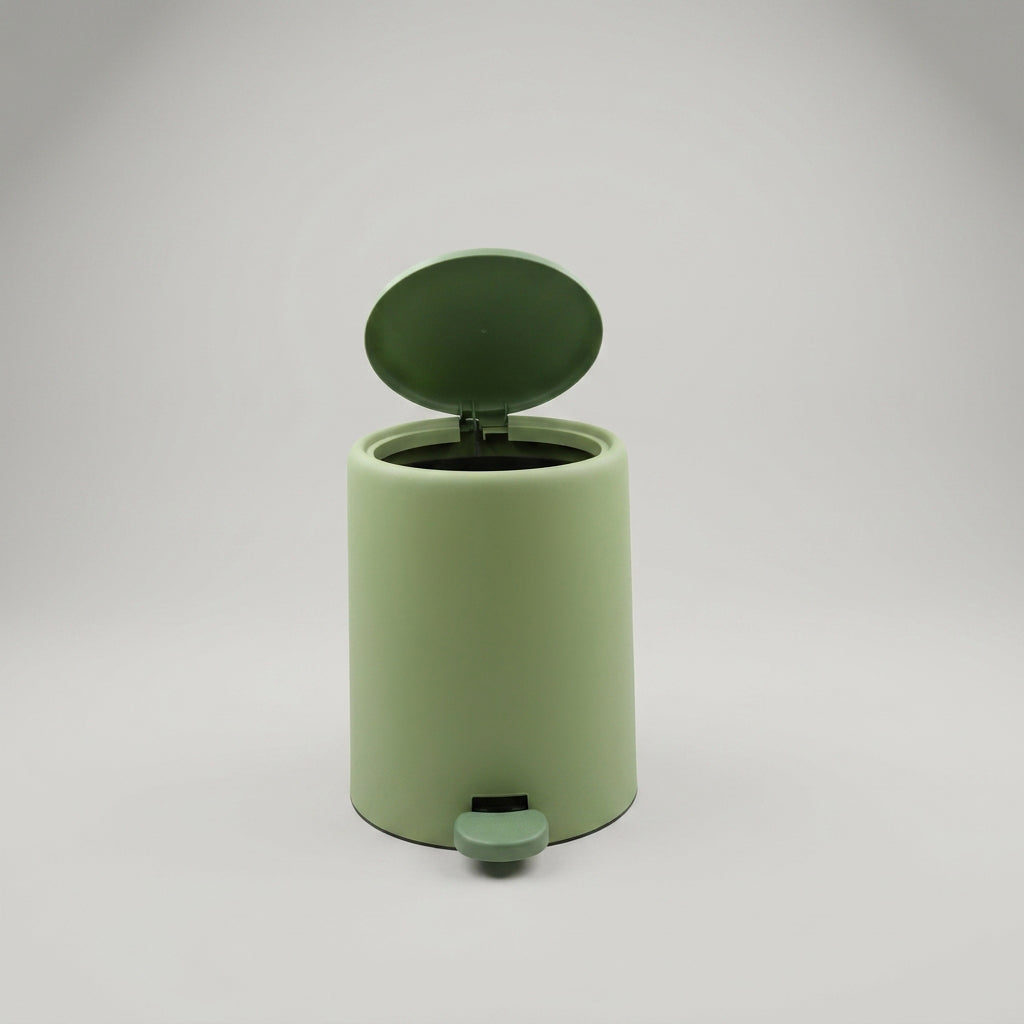 Beige Plastic Trash Bin By Zodiya