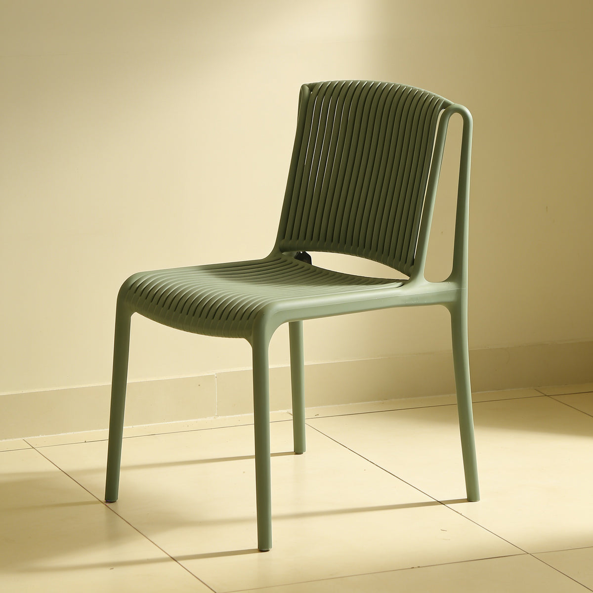 Mestia Green Plastic Dining Chair by Zodiya