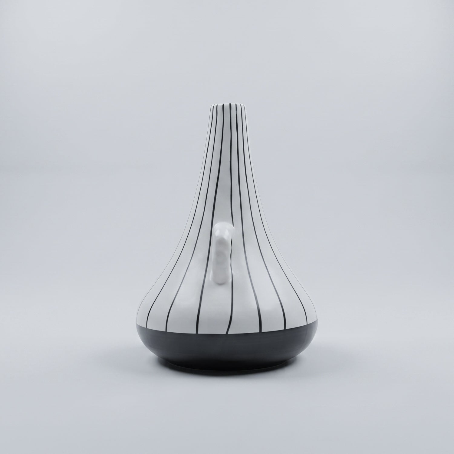 Black And White Ceramic Vase By Zodiya-4