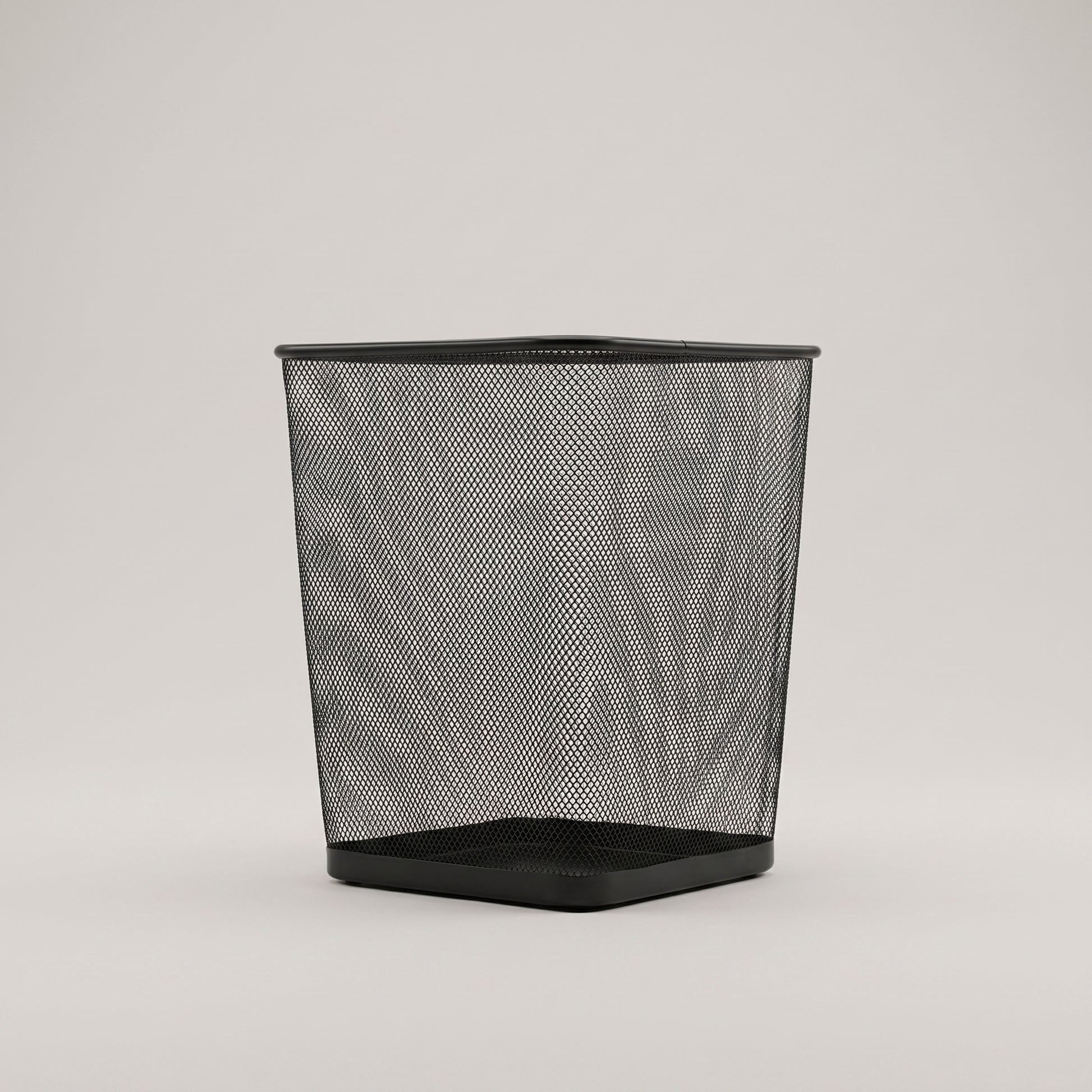 Metal Dust Bin By Zodiya-4