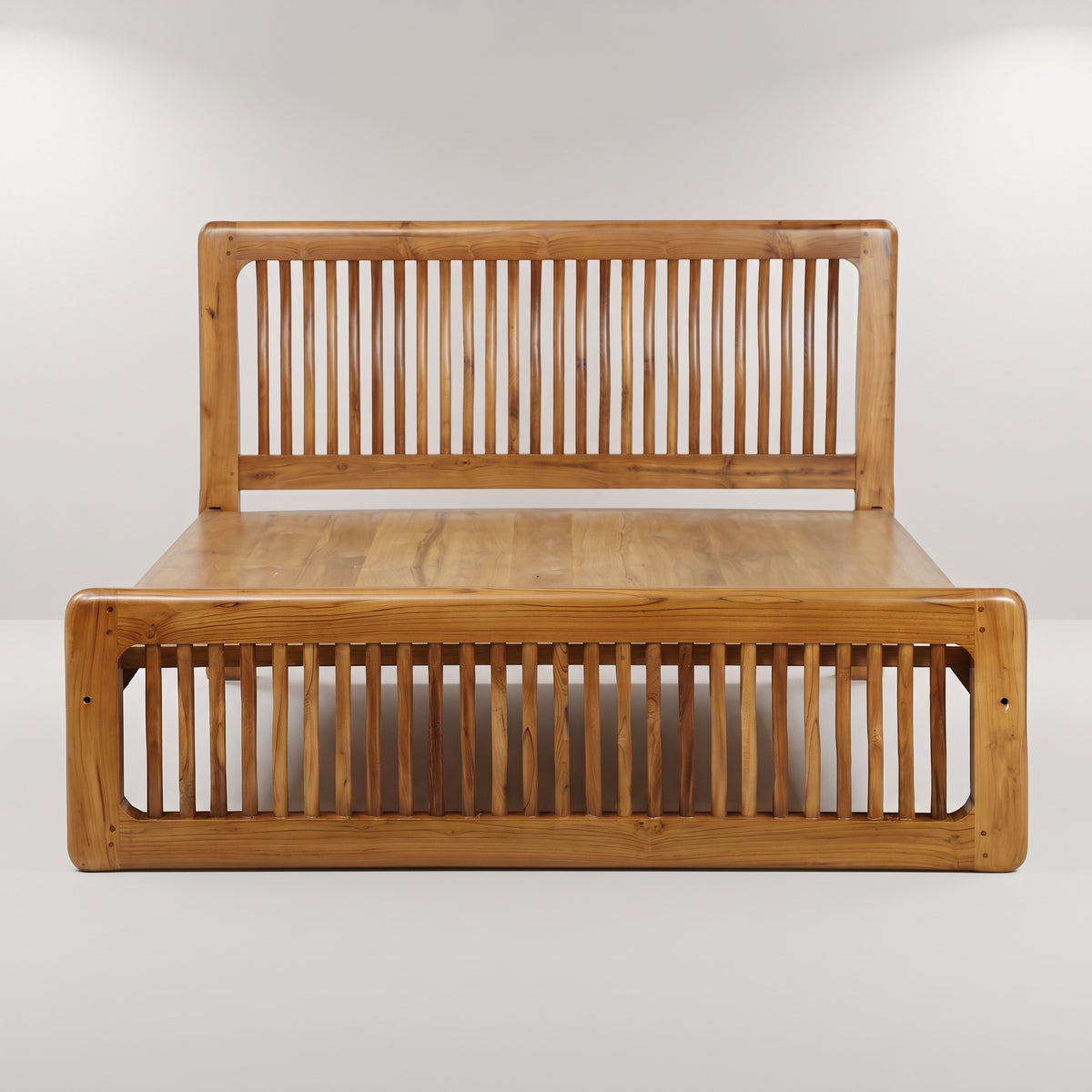 Aurum Wooden Queen Size Bed with Spindle Design By Zodiya
