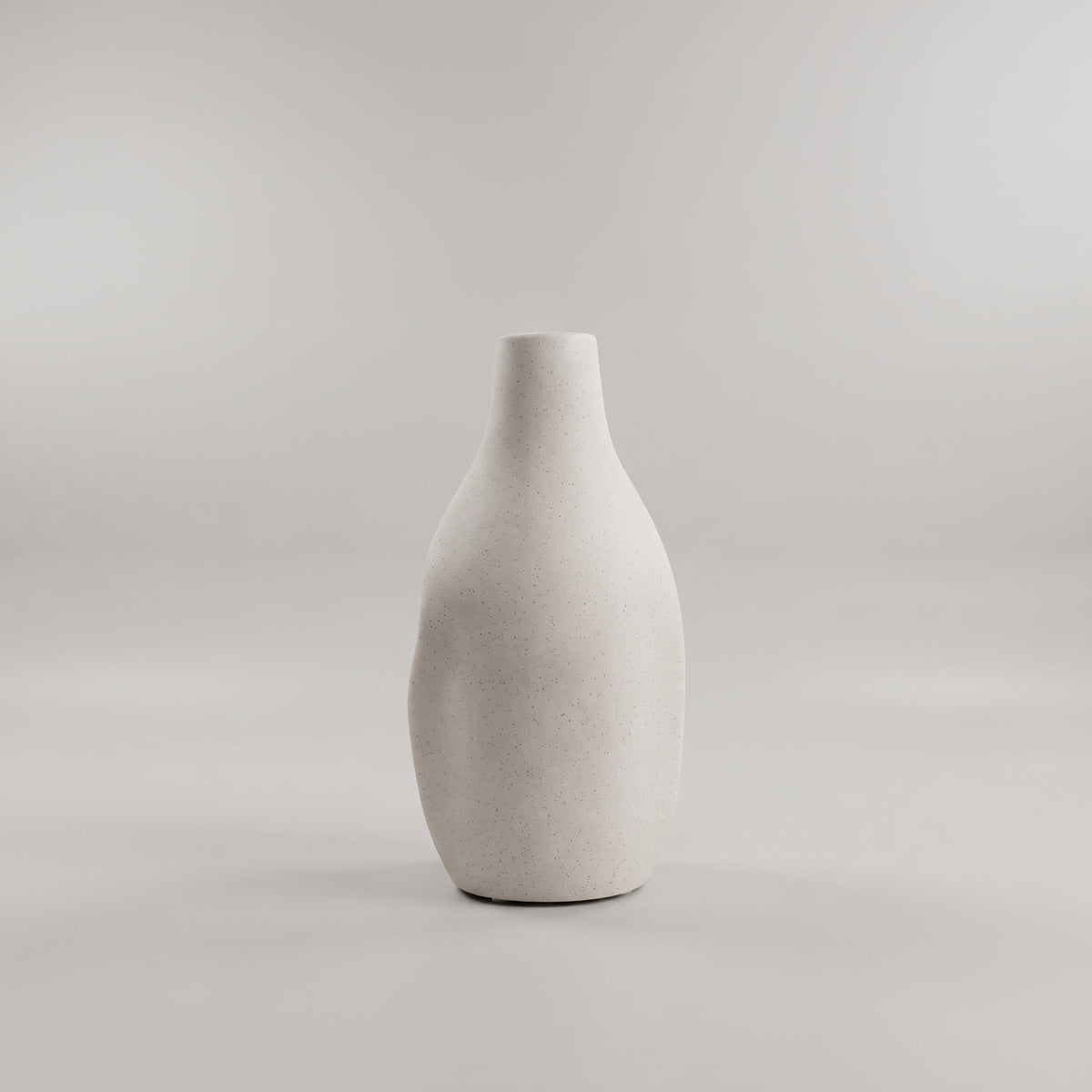 Off White Ceramic Flower Vase (Set of 2) by Zodiya
