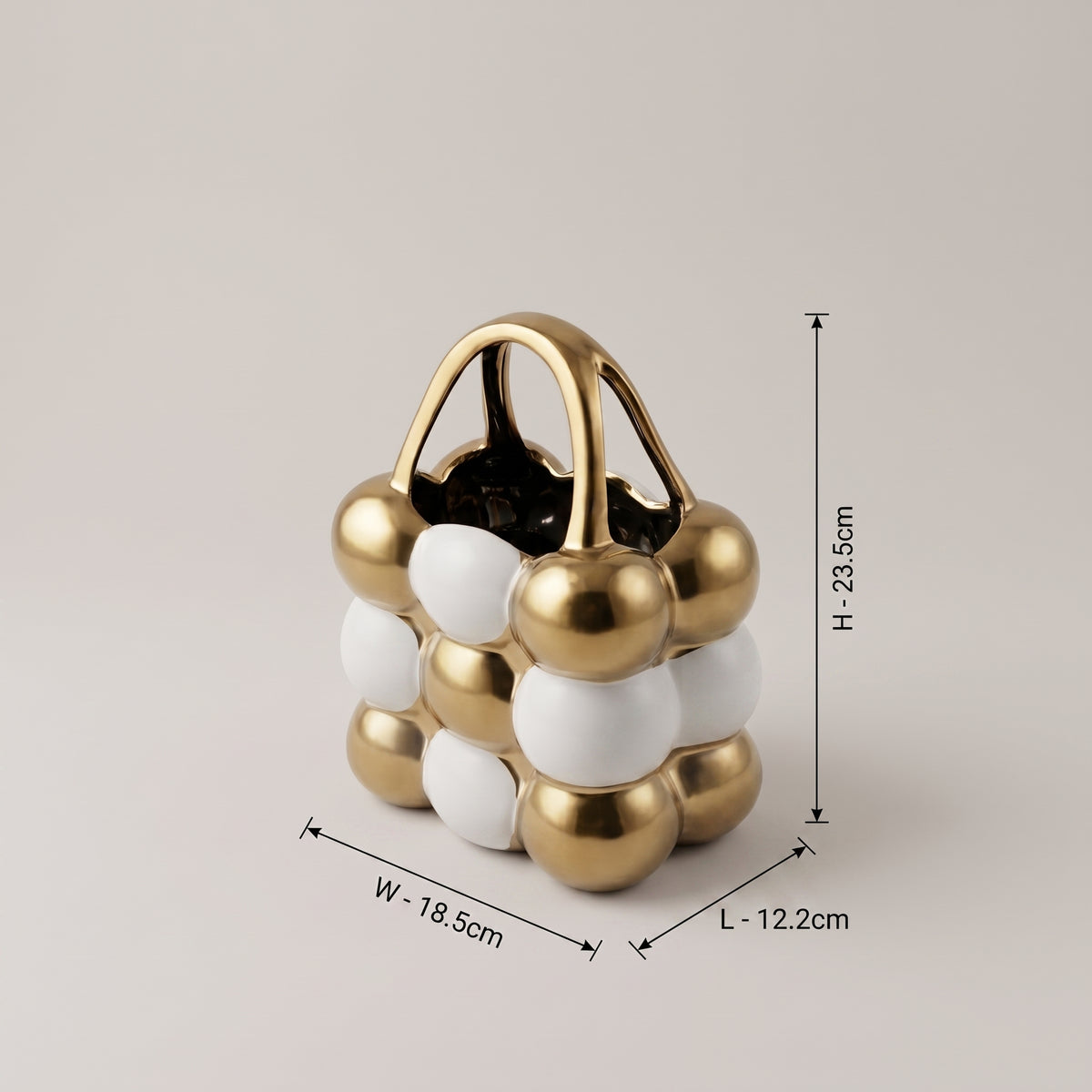 White and Gold Decor by Zodiya