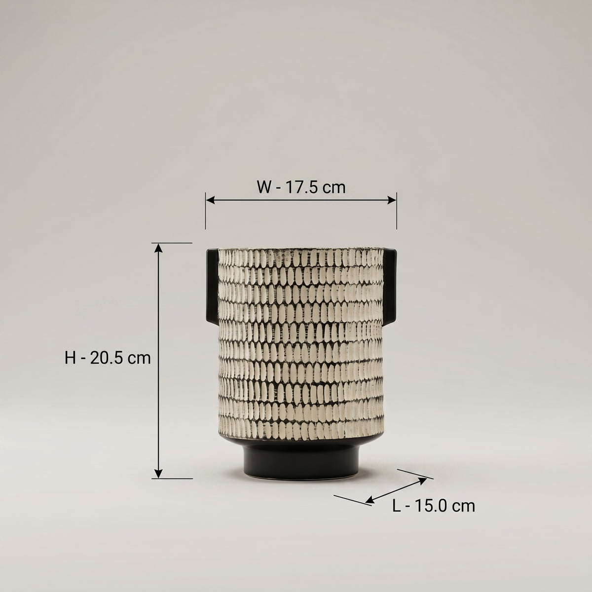 Small Cylinder Ceramic Flower Vase by Zodiya