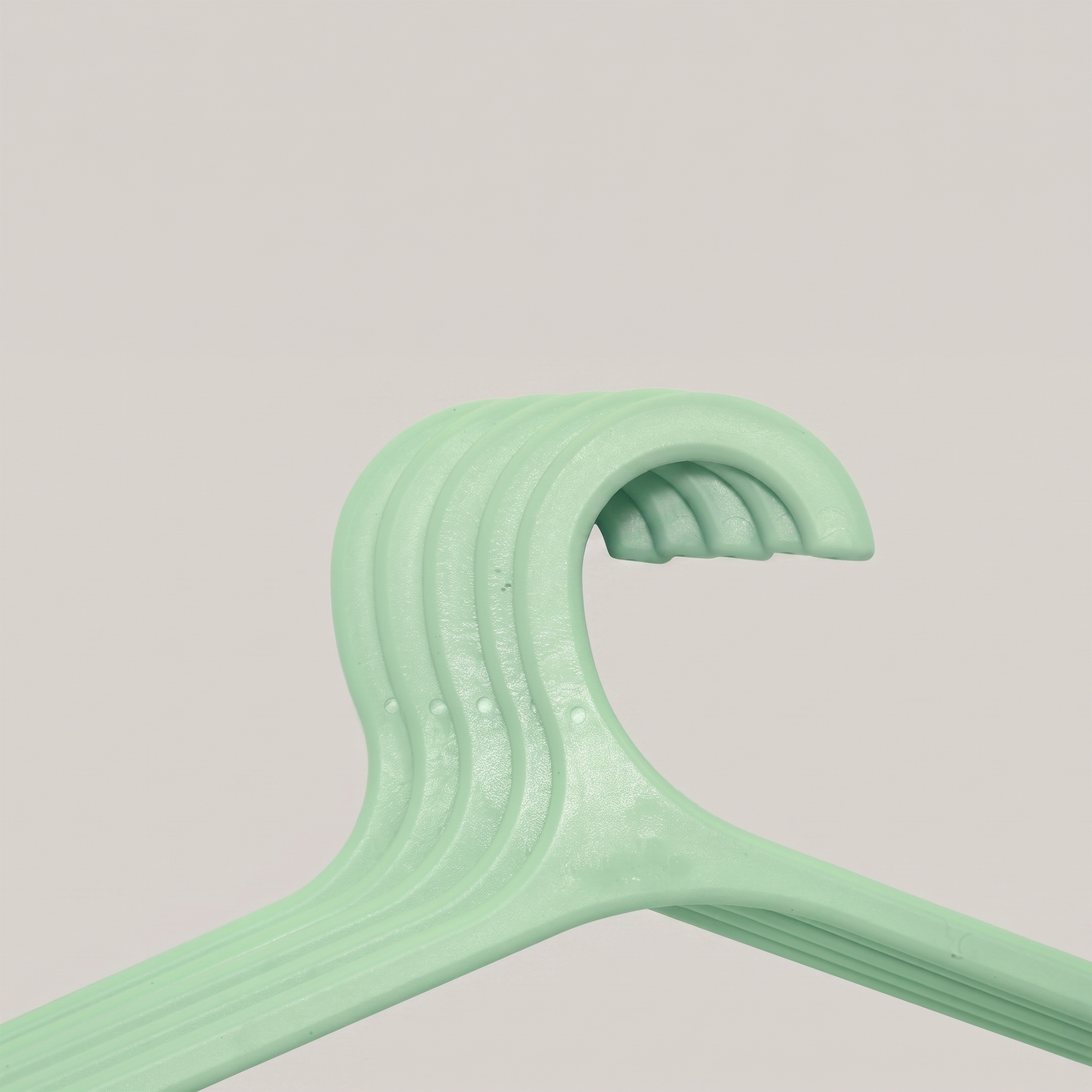 Plastic Cloth Hanger By Zodiya-13