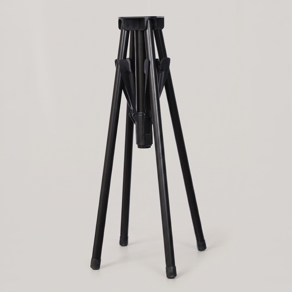 Tripod Cloth Drying Stand by Zodiya