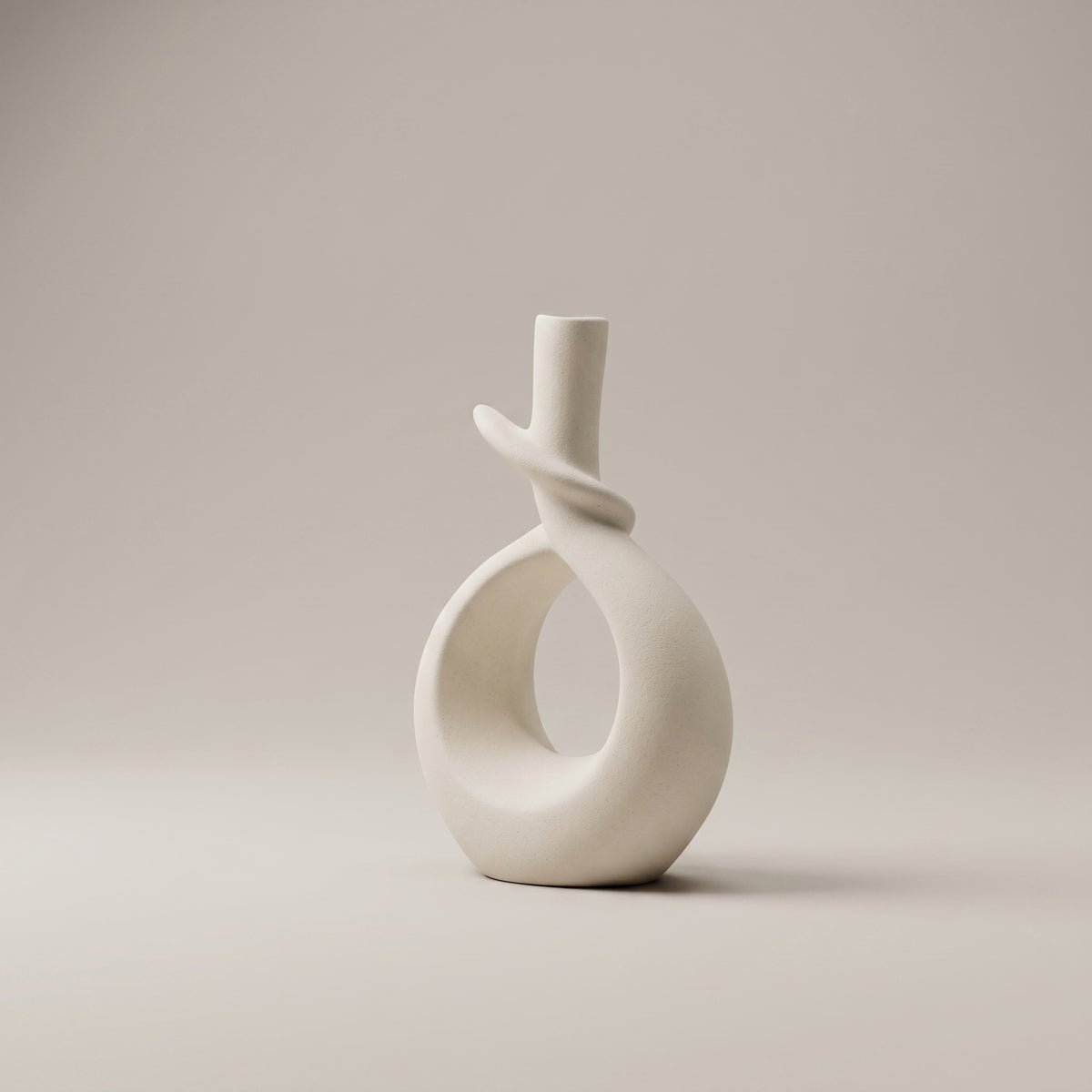 White Knot Ceramic Flower Vase (Large) by Zodiya