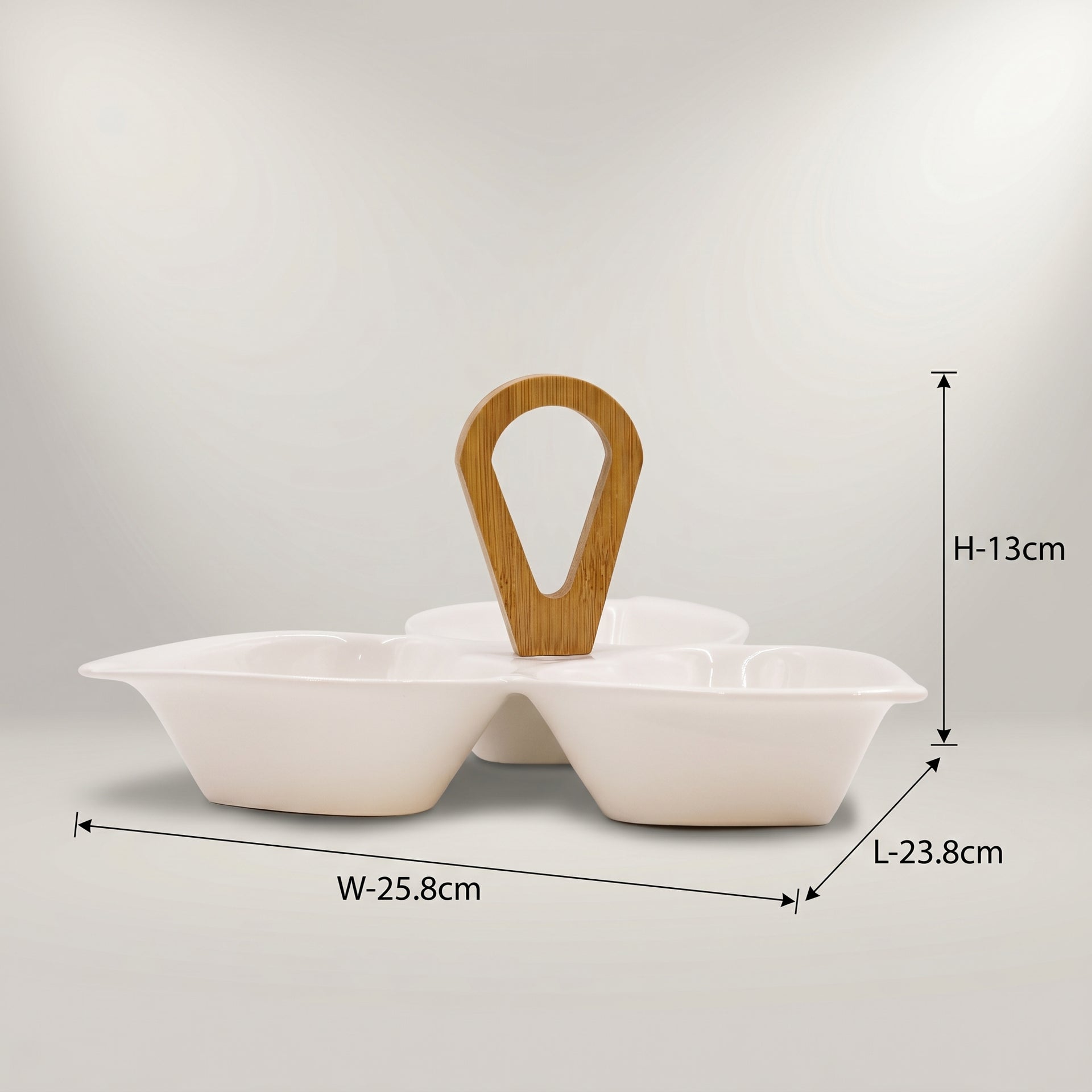 White Serving Platter of Set 3 by Zodiya