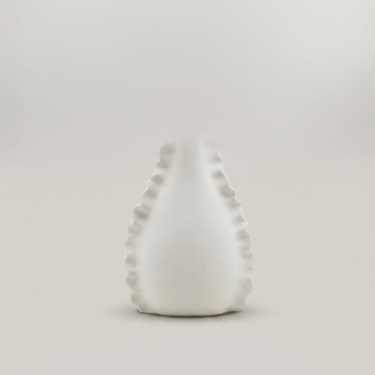 Sea Shell Ceramic Vase (Large) by Zodiya