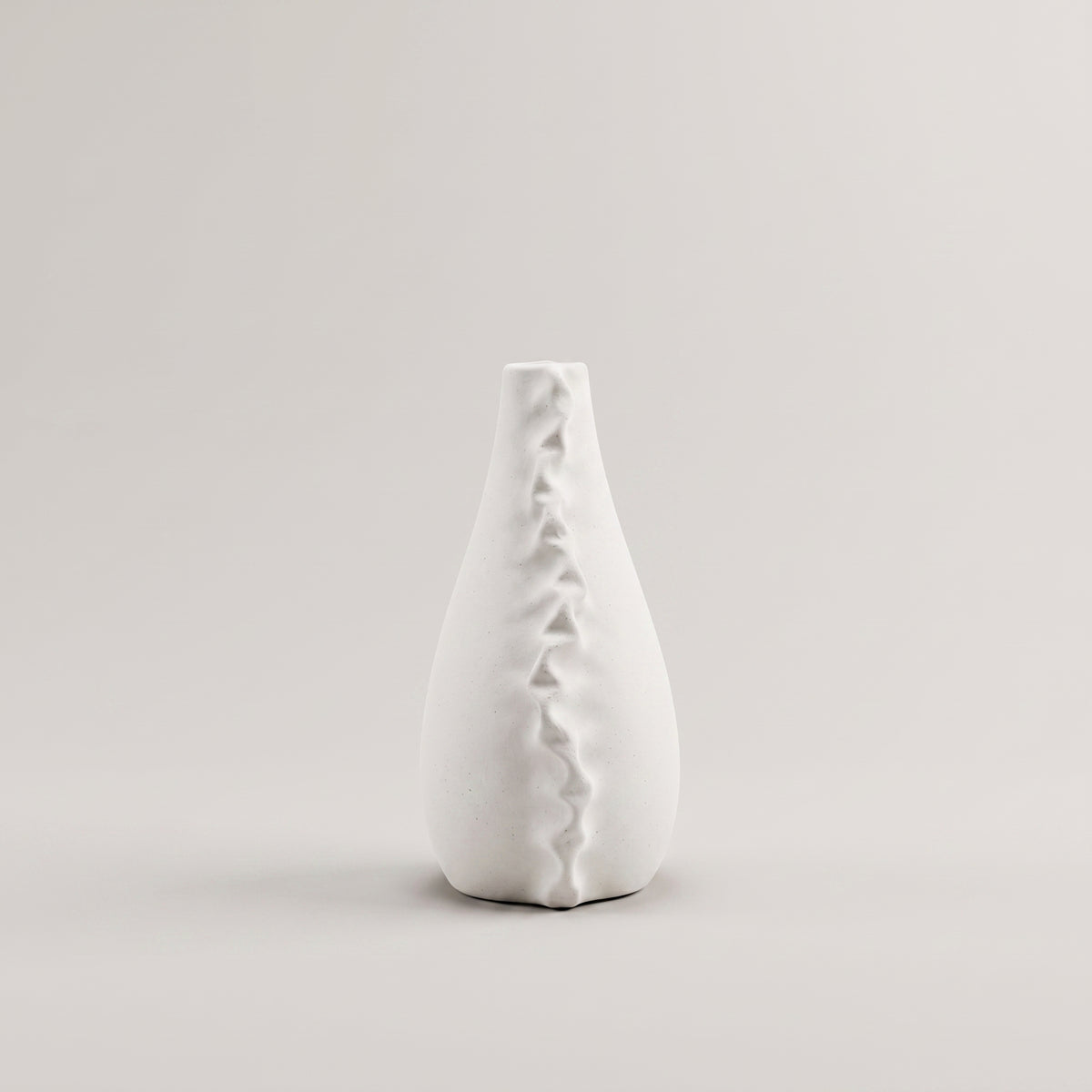 Sea Shell Ceramic Vase (Large) by Zodiya