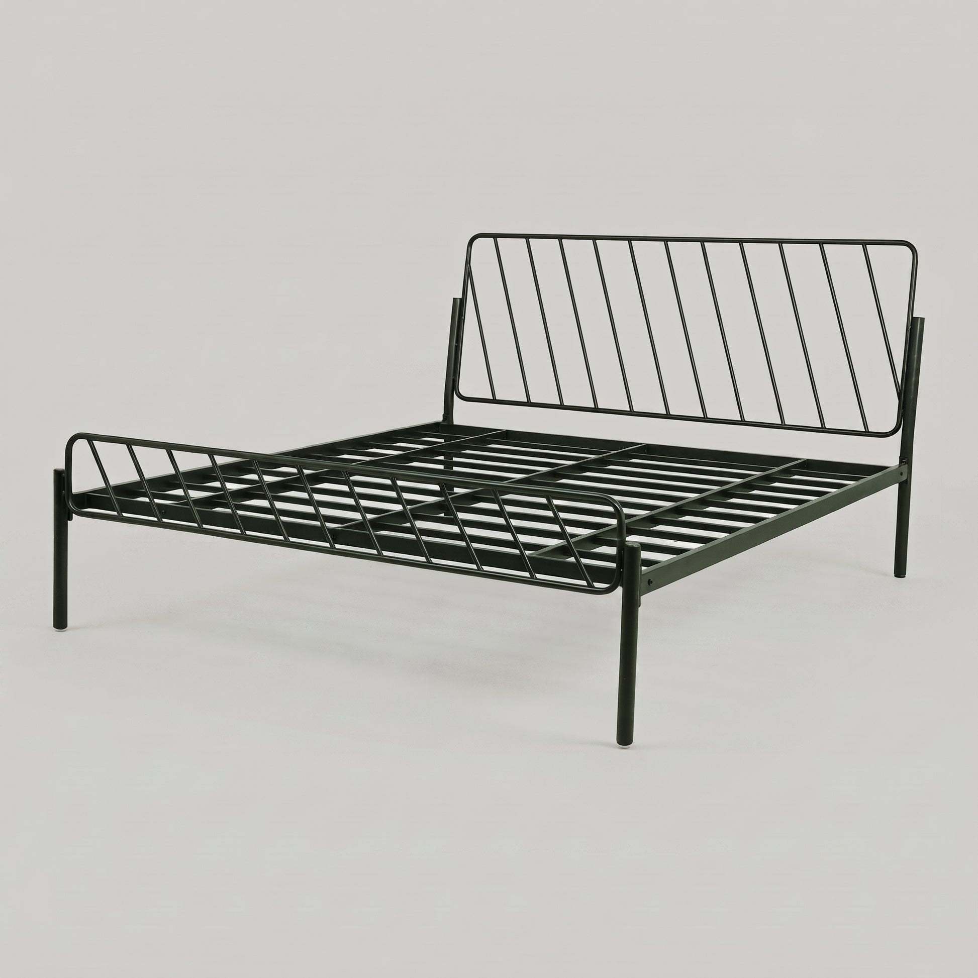 Oblique Metallic King Size Bed by Zodiya-5