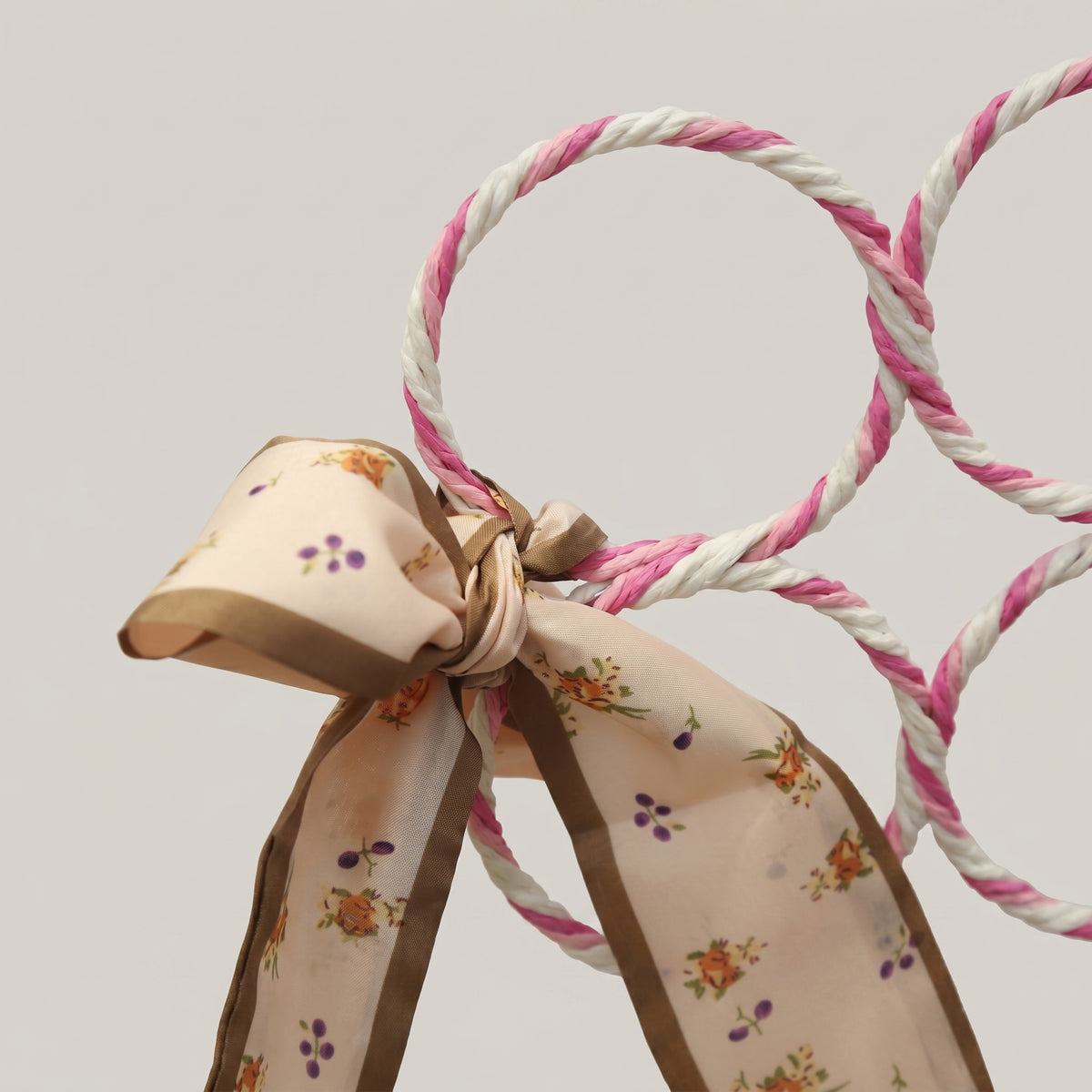 Cloth Scarf Hanger by Zodiya