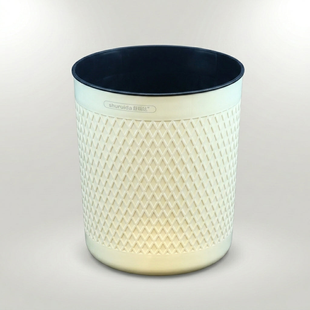 Grey Plastic Dustbin by Zodiya-11