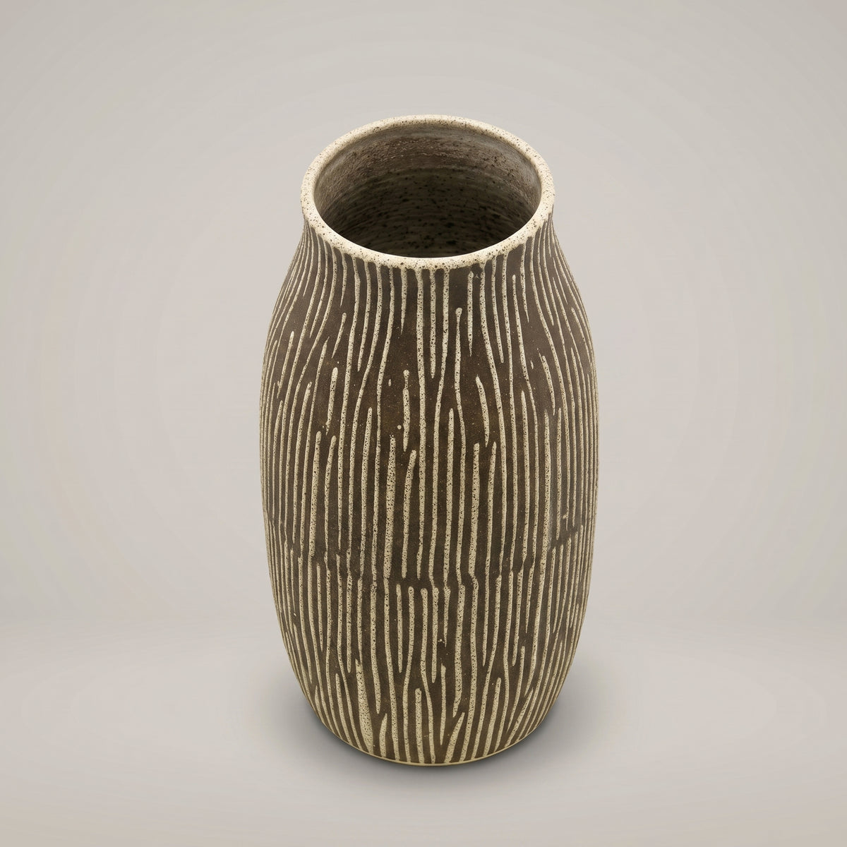 Black Ceramic Flower Vase (cylindrical, small) by Zodiya