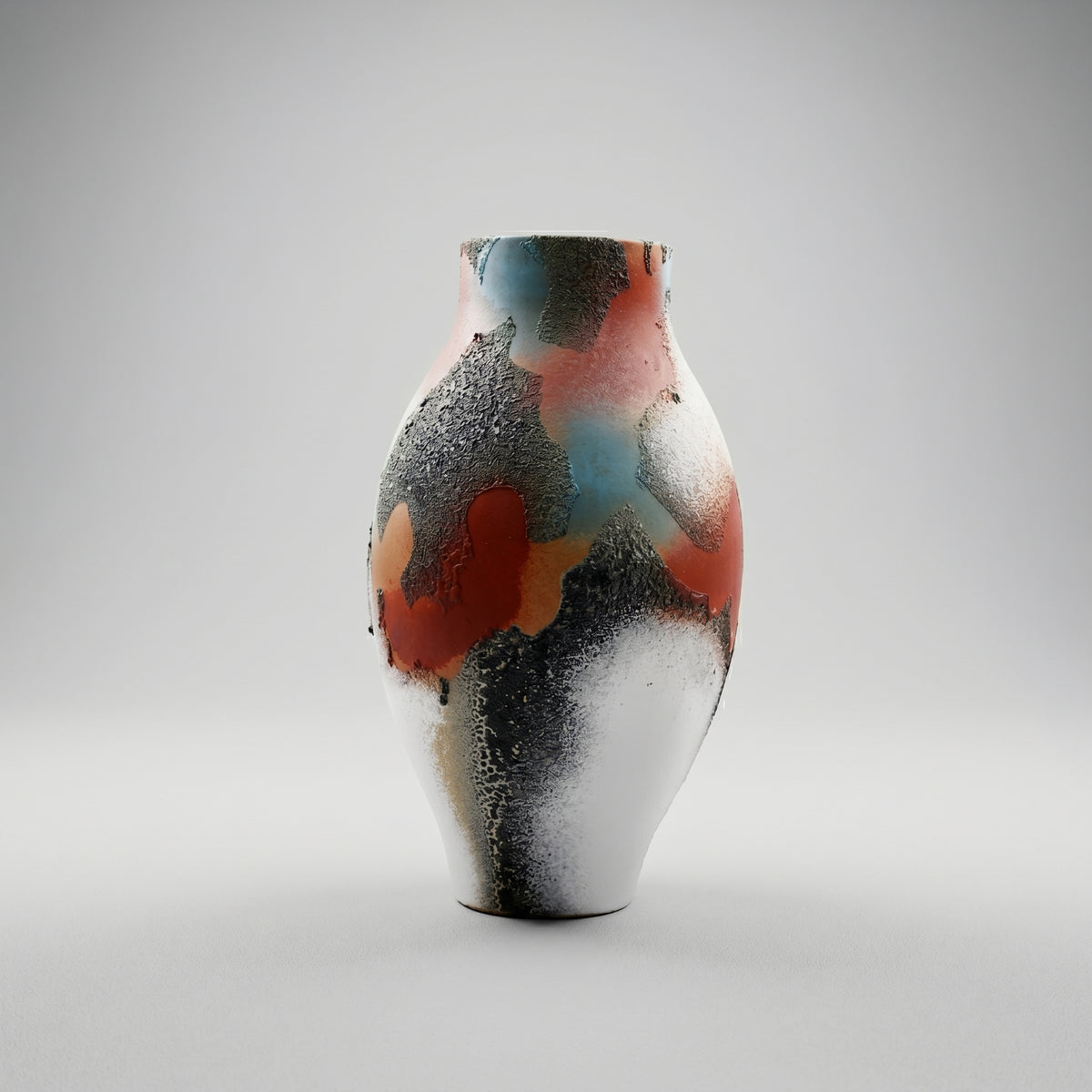 Antique Gradient Ceramic Flower Vase  (Large) By Zodiya