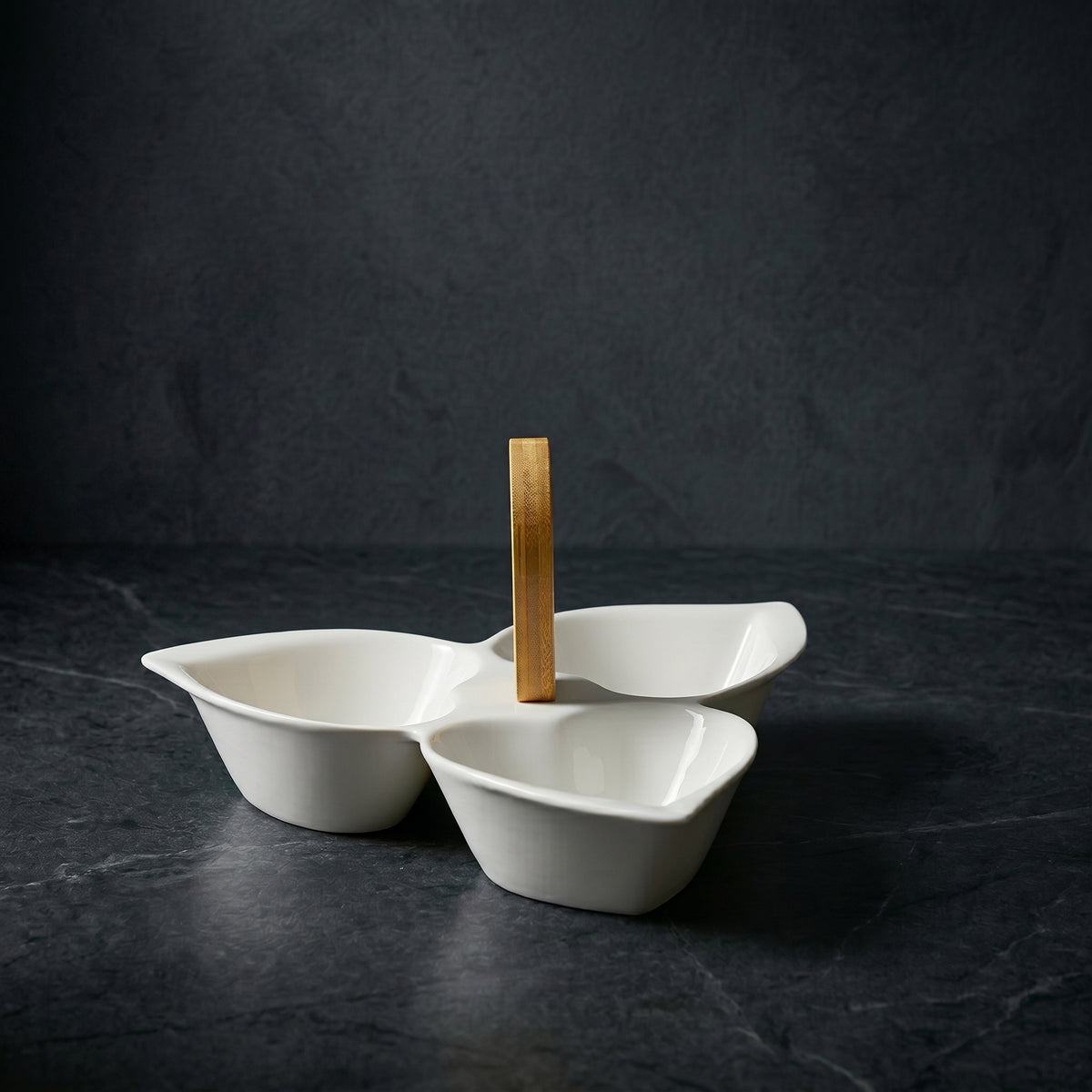 White Serving Platter of Set 3 by Zodiya