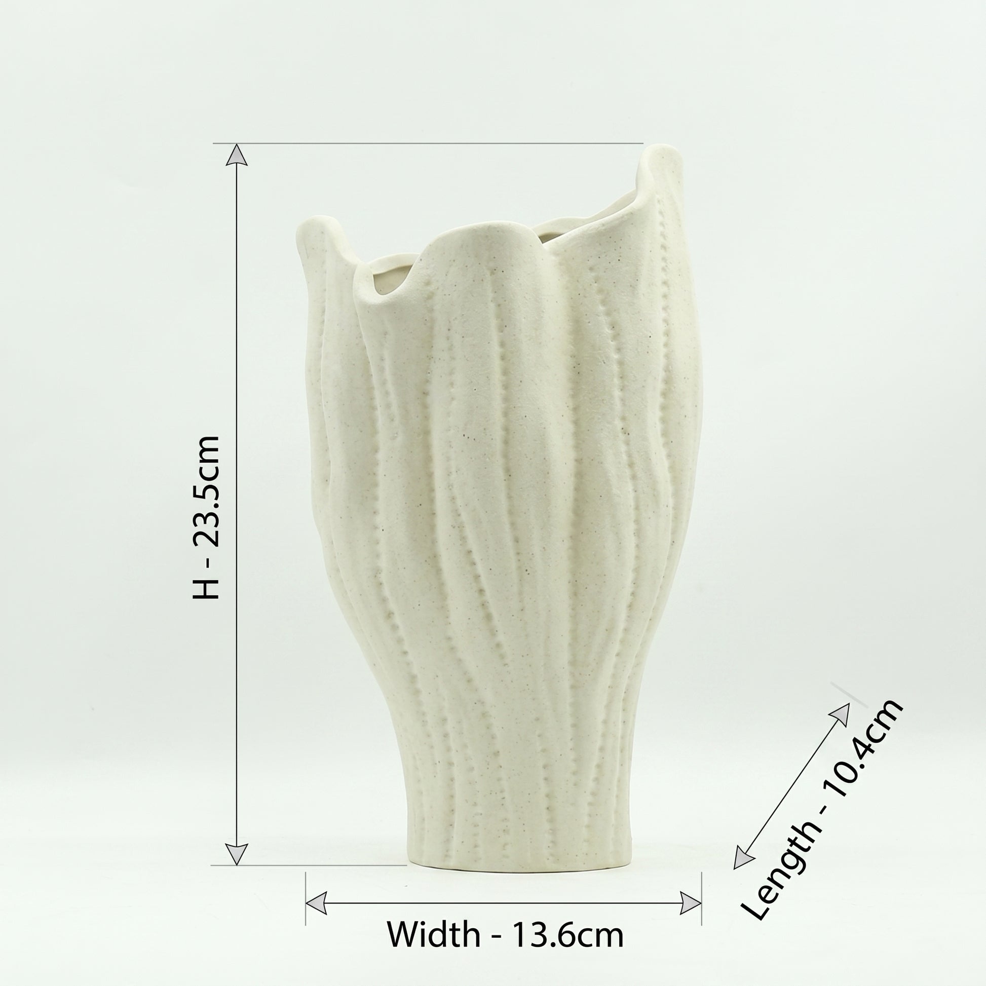 Ceramic Vase with Texture Design by Zodiya-2